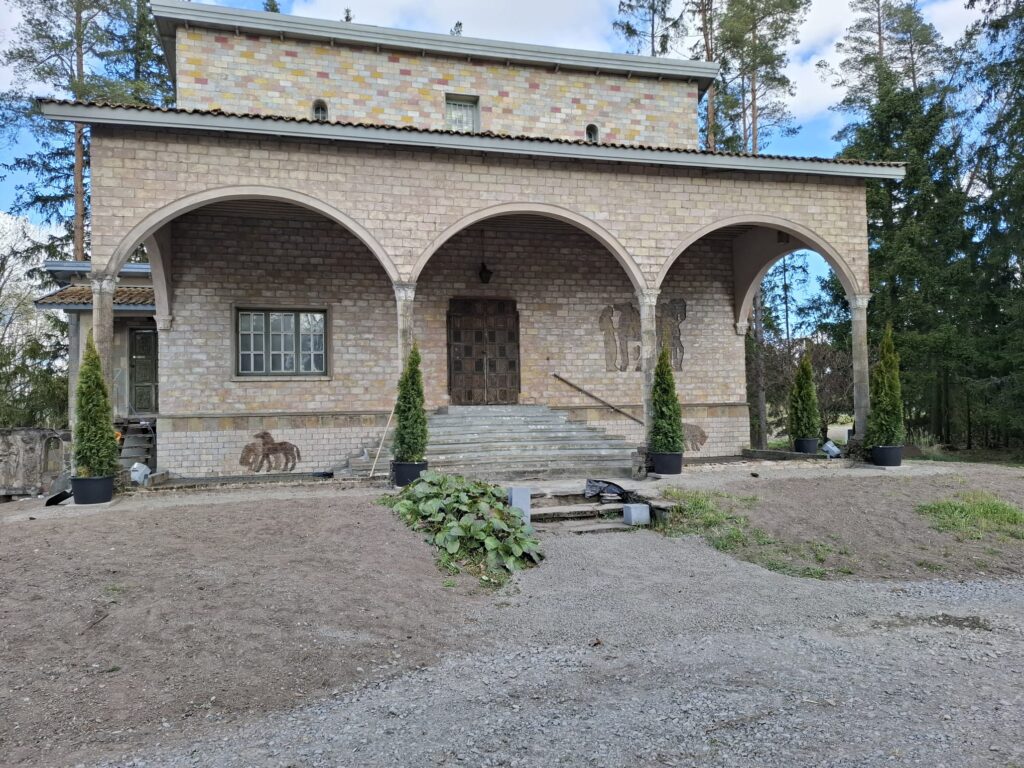 Syrjämän Ateljeekoti Villa Ville avoinna sunnuntaina klo 14-17